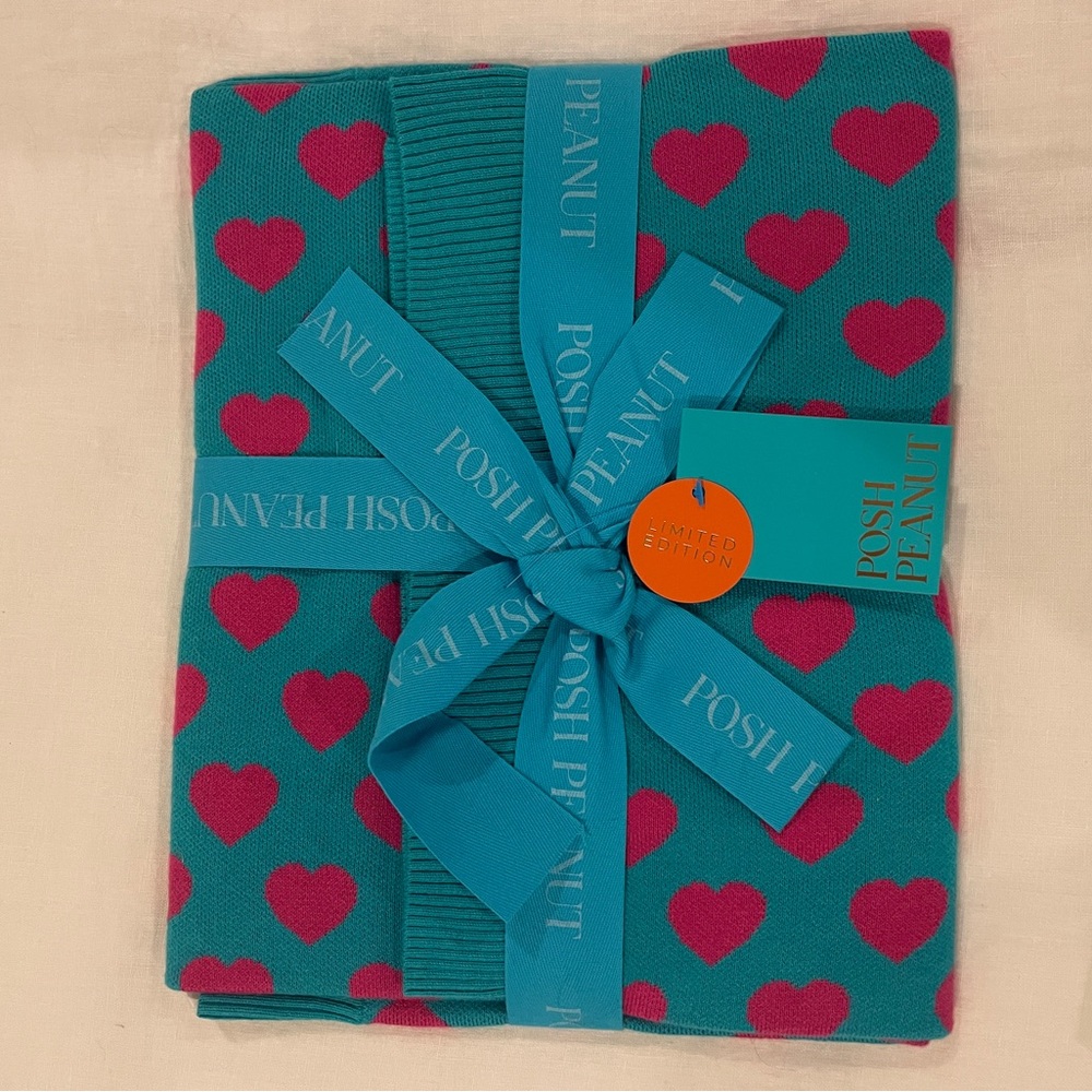 Posh Peanut Blue and Pink Casual Socks with Playful Polka Dots